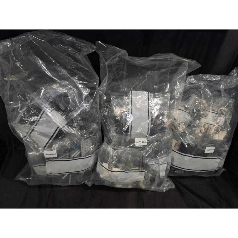EasternBricks pieces 735